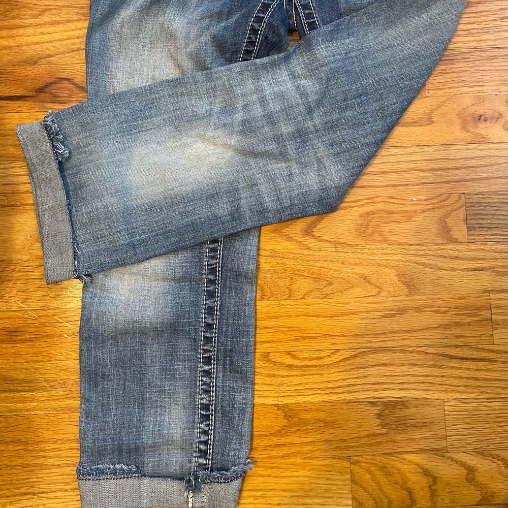 Miss Me jeans, size 28, mid-rise. Cropped